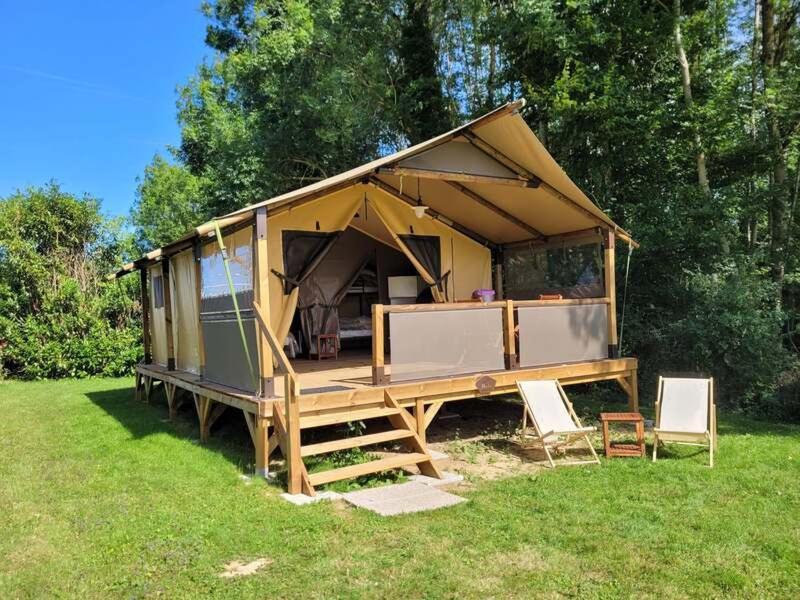 Camping Des Papillons Lalizolle المظهر الخارجي الصورة