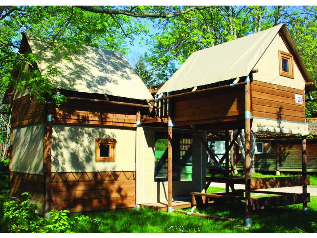 Camping Des Papillons Lalizolle المظهر الخارجي الصورة