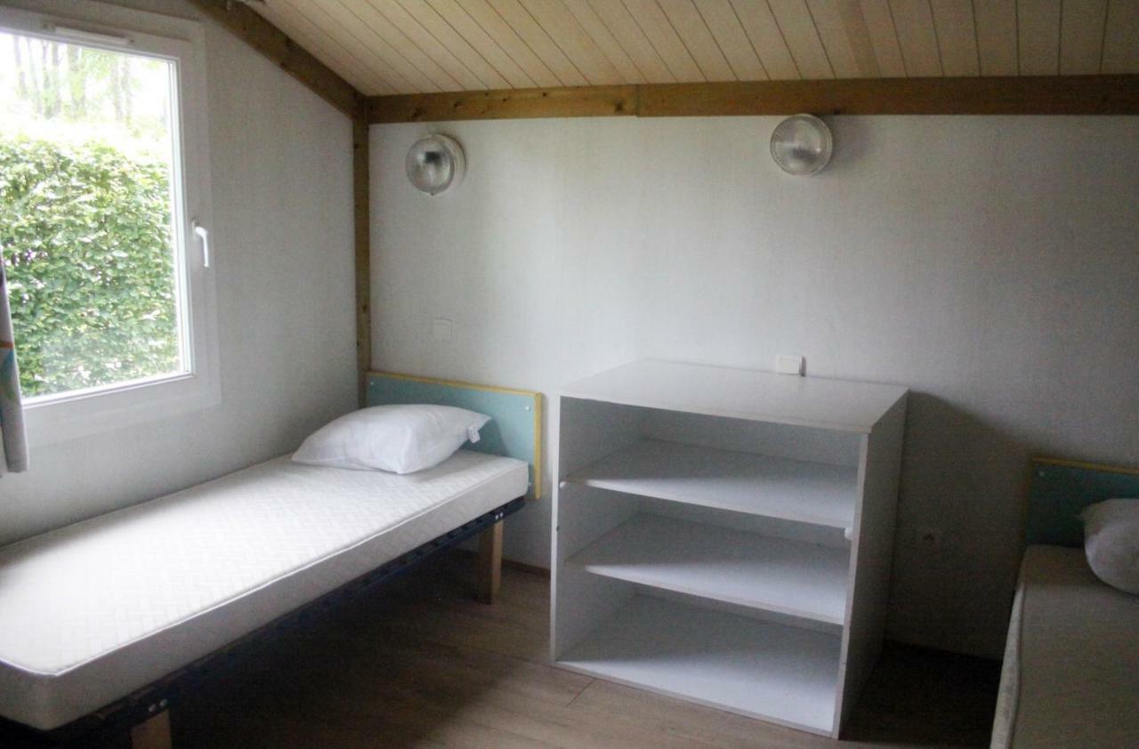 Camping Des Papillons Lalizolle المظهر الخارجي الصورة