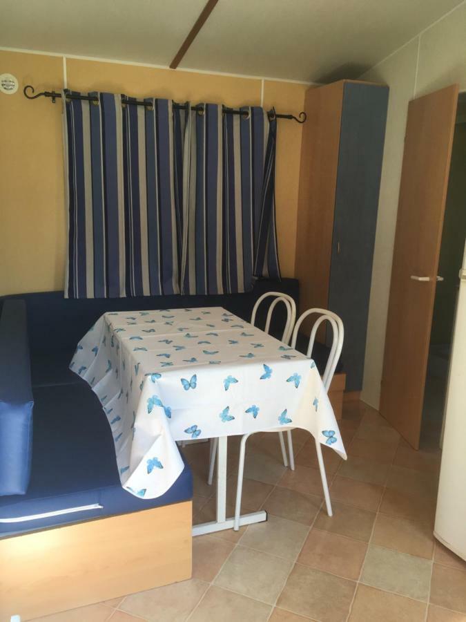 Camping Des Papillons Lalizolle المظهر الخارجي الصورة